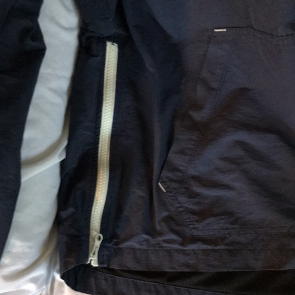 Wind break, retro style - Picture 3 of 3